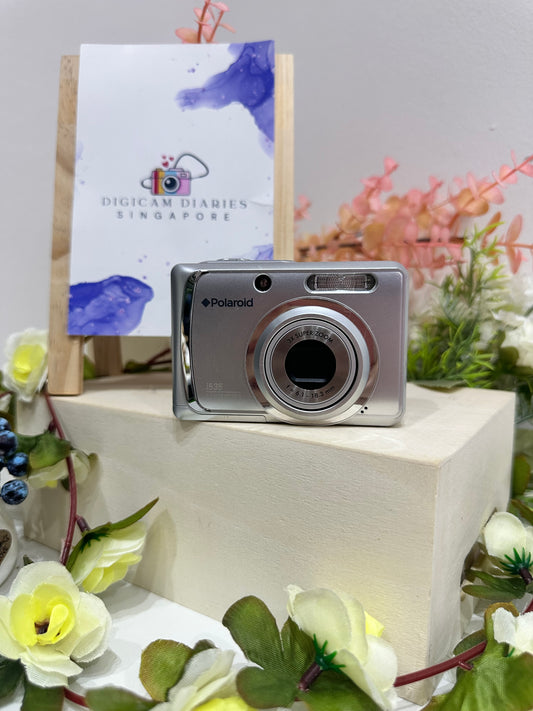 Polaroid I535