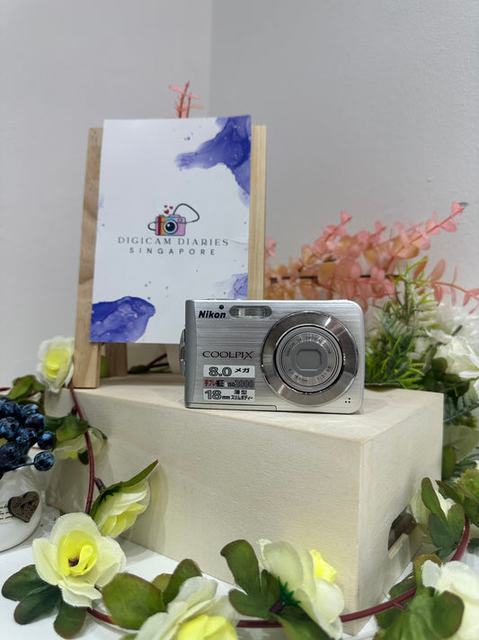 Nikon Coolpix S210