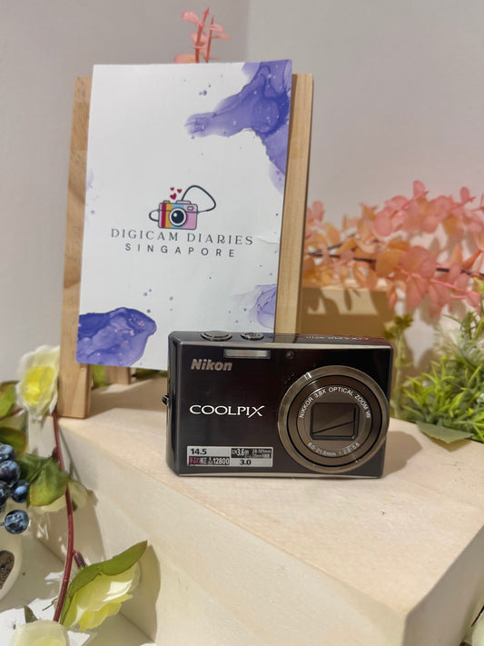 Nikon Coolpix S710