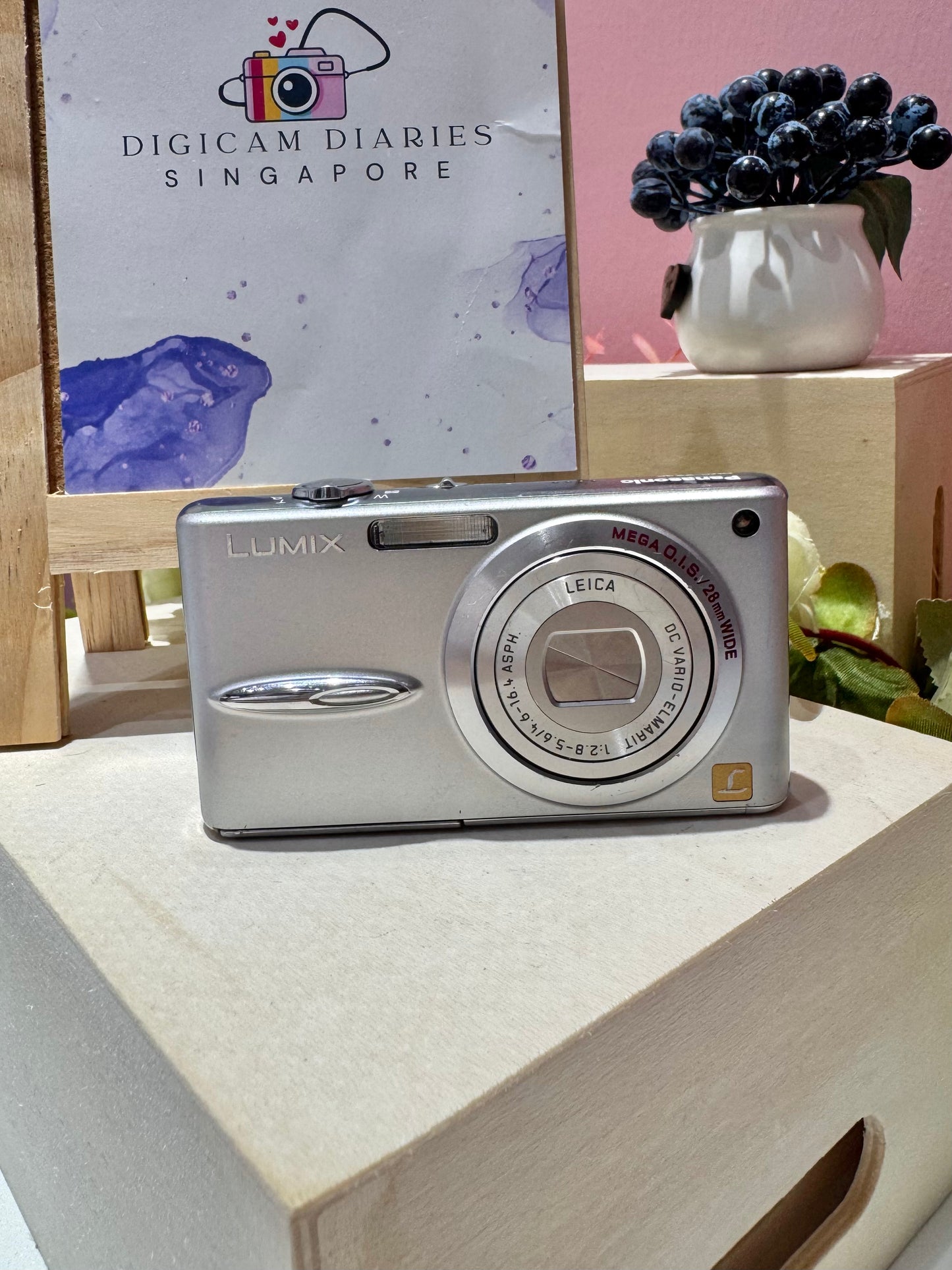 Panasonic Lumix DMC-FX30