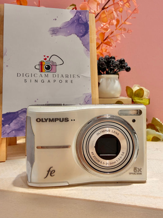 Olympus FE-46 (White)