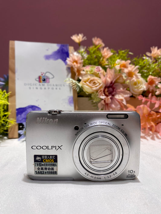 Nikon Coolpix S6300